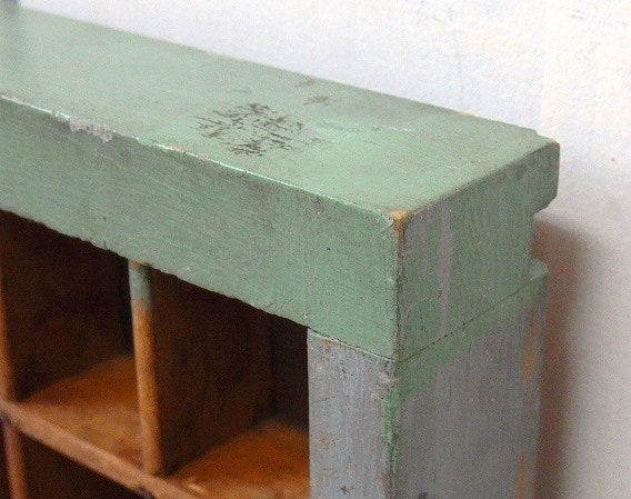 若草色×グレー色の木製・アンティーク・プリンタートレイ/飾り棚　USA