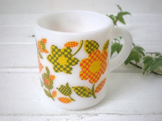 USA ミルクガラス・花柄マグカップ