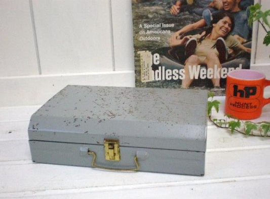 USA ブリキ製・ビンテージ書類ケース