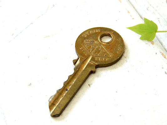 セクシィ エールロック YALE LOCKS ヴィンテージ キー 鍵 OLD 真鍮製 USA