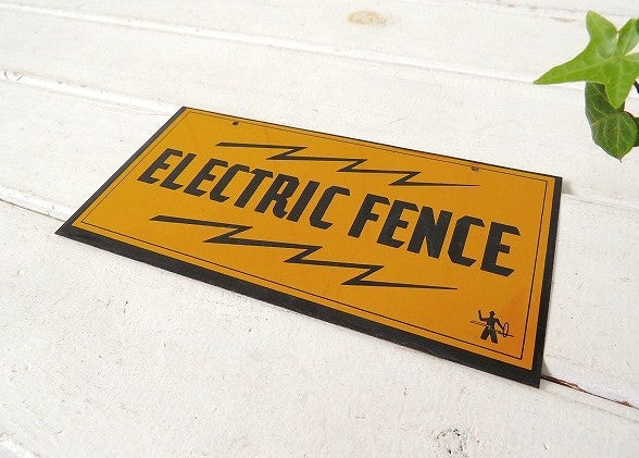 ELECTRIC FENCE フェンス ・ヴィンテージ・サインプレート 看板 USA イエロー