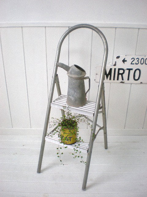 スチール製・ヴィンテージ・ステップラダー/脚立 USA