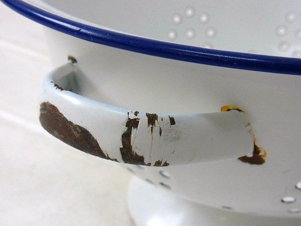 白色・ホーロー製・脚付き・アンティーク・コランダー/水切りボウル USA