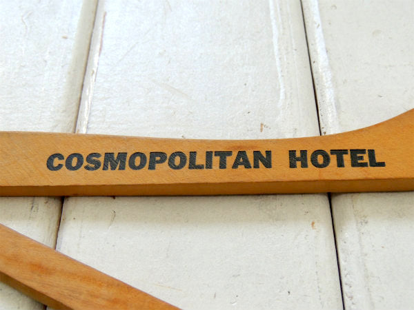 【コロラド州・コスモポリタン】ホテル・アドバタイジング・ヴィンテージ・木製ハンガー