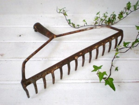シャビーなアイアン製・アンティーク・熊手/農具/ガーデンフォーク USA