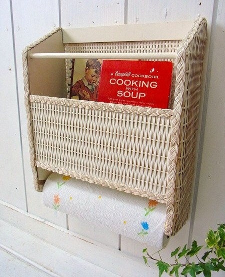 アイボリー色・ホルダー付き・アンティーク・ウィッカーシェルフ/飾り棚/ウォールシェルフ USA