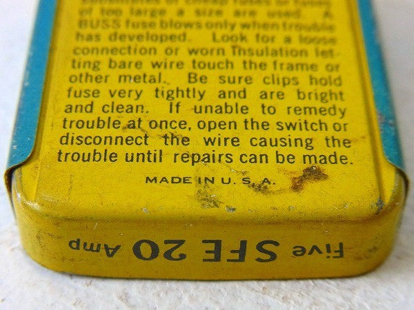 【BUSS FUSES】ガラス管ヒューズ・小さなヴィンテージ・ヒューズ缶/ティン缶 USA
