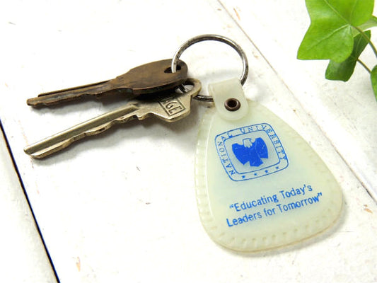 【NATIONAL UNIVERSITY】BBA&MBA・イーグル柄・ヴィンテージ・キーホルダー