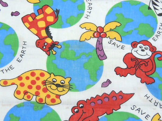 【SAVE THE EARTH】地球&動物&ヤシの木柄・ヴィンテージ・ユーズドシーツ(1/4サイズ)