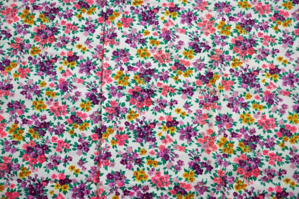 カラフル 小花柄 デッドストック ヴィンテージ ファブリック 生地 テキスタイル /112×81㎝