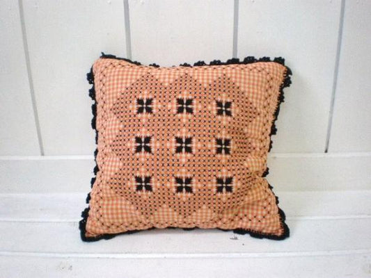 ハンドステッチ・刺繍・ハンドメイド・花柄×ギンガムチェック柄・ヴィンテージ・クッション USA