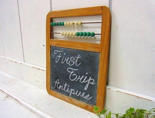 ポルトガル製・そろばん付き・小さなアンティーク・黒板/ブラックボード(両面)