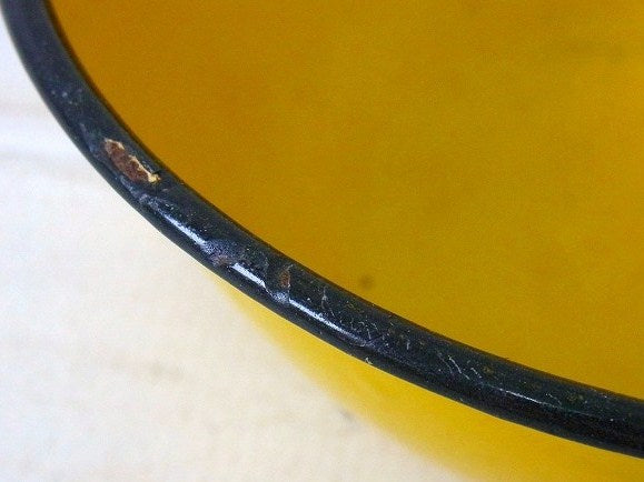 イエローのアンティーク・ホーローボウル・USA