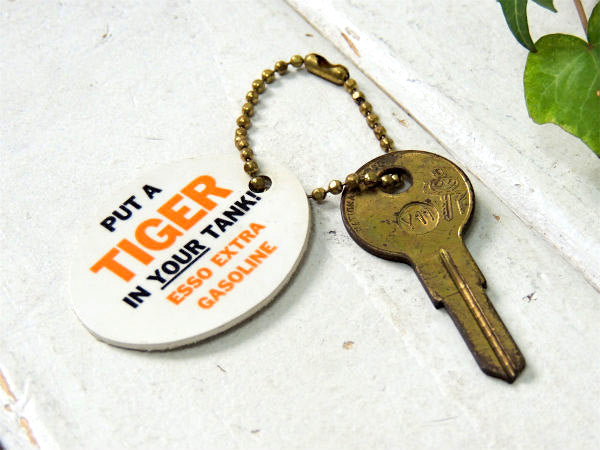 【1960's・エッソ・ESSO】TIGER・アドバタイジング・ビンテージ・キーホルダー・真鍮KEY