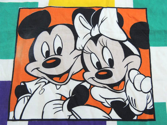 【ミッキーマウス&ミニーマウス】ブロック柄・大きなヴィンテージ・ベッドスプレッド・ベッドカバー