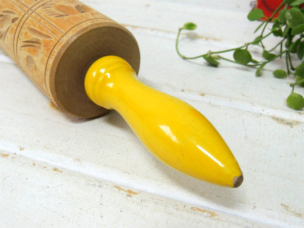 模様・木製・イエローハンドル・US 回転式・50s ビンテージ・ローリングピン・めん棒 ・クッキー型