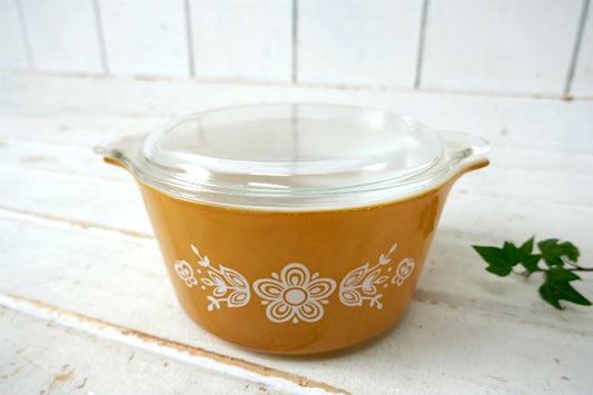 PYREX パイレックス バタフライゴールド 蓋付き ヴィンテージ シンデレラキャセロール 耐熱容器