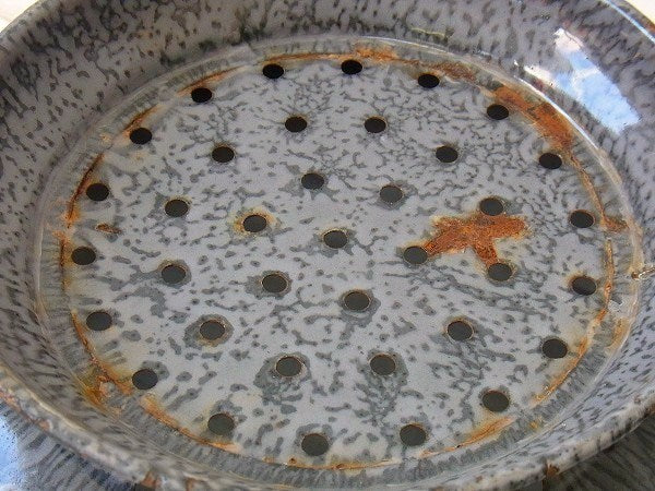 ホーロー製・脚付き・アンティーク・コランダー・水切りボウル・USA(キッチン&ガーデニング)