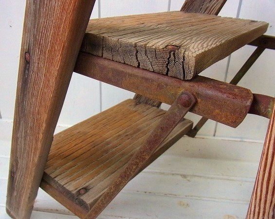 古い木製のシャビーなアンティーク・OLD・ステップラダー/脚立/ガーデニング　USA