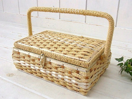 【DRITZ】クリーム色・2段式・ヴィンテージ・ソーイングボックス/裁縫箱/手芸