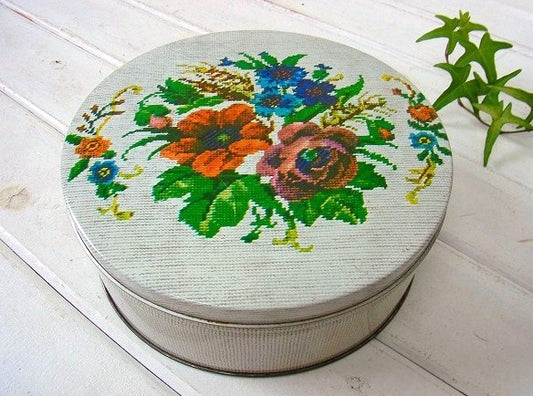 お花の刺繍柄・アンティーク・ティン缶/ブリキ缶 USA