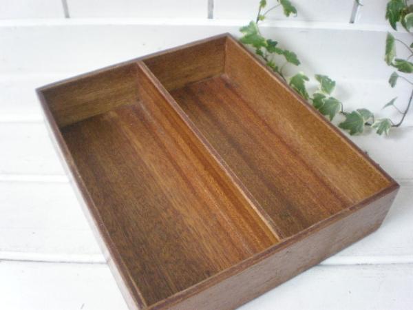 木製 ヴィンテージ・仕切り付き・書類トレー/小さな飾り棚 USA