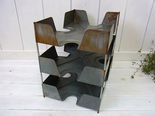 3段式のスチール製・ヴィンテージ・書類ラック/デスクトレイ USA