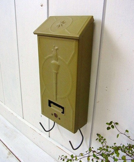 新聞受け付き・ティン製アンティーク・メールボックス/郵便受け/ポスト USA