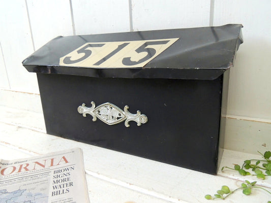 【イーグルモチーフ】黒色・横型・ナンバー入り・ヴィンテージ・メールボックス/郵便受け/ポスト USA
