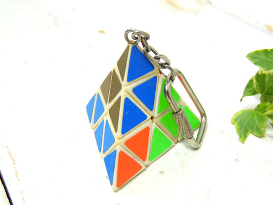 【三角・ルービックキューブ】ピラミッド型・デッドストック・ヴィンテージ・キーホルダー