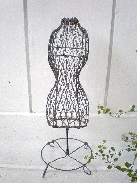 小さなアンティーク・ワイヤートルソー/ドール USA