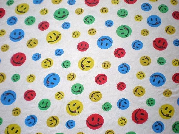 カラフルなスマイル ヴィンテージ・ファブリック/生地 USA