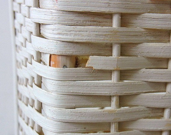 アイボリー色 木製 ウィッカー編み・ヴィンテージ・ボトルラック ワインラック USA