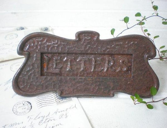 イギリス アイアン製・30’sアンティーク・レターポスト/レタースロット/郵便受け