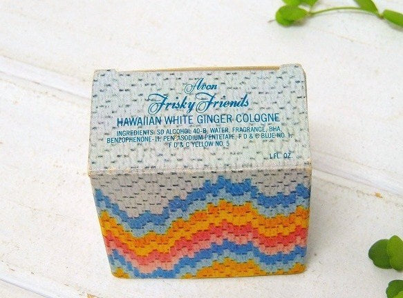 AVON 可愛い・ネコと毛糸 エイボン・アンティーク・箱付き・コロンボトル 香水瓶USA