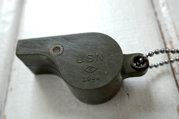 U.S.N. 1944's 海軍 ヴィンテージ・ミリタリー・ホイッスル 呼び笛 鍵&チェーン付き