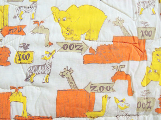 【ZOO】動物園 アニマル柄・キルティング製・ヴィンテージ・ベビーマット・ベビーブランケット・布団
