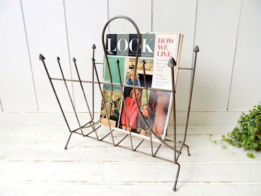 ミッドセンチュリー・ゴールドトーン・メタル製・ヴィンテージ・マガジンラック・マガジンスタンド USA