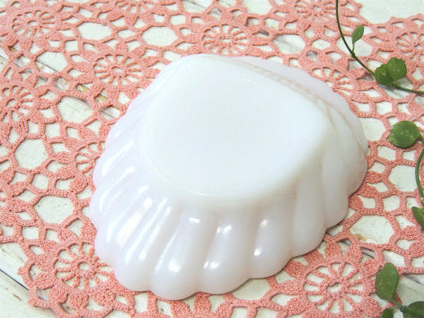 シェル型・ミルクガラス製・アンティーク・ソープディッシュ・石鹸置き USA