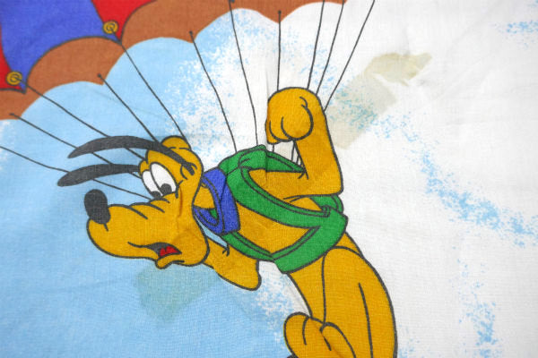 【ミッキー&フレンズー】ディズニー・空飛ぶ飛行船・ヴィンテージ・フラットシーツ(1/2) USA