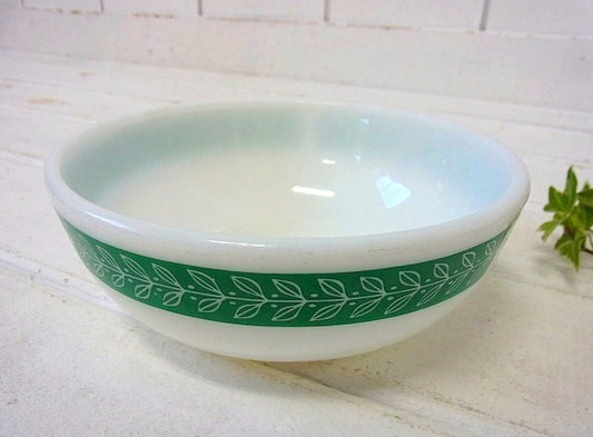【PYREX】パイレックス・ローレル柄・シリアルボウル/グリーン