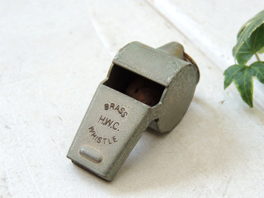 BRASS HWC WHISTLE 1970s ヴィンテージ・メタル製・ホイッスル・キーホルダー