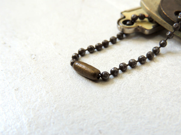 【1953s・CALIF】カリフォルニア・ナンバープレート型 ・ビンテージ・キーホルダー・鍵付き