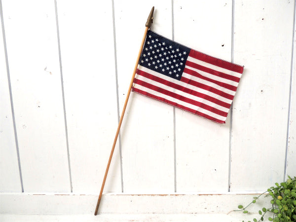 50星・星条旗 アメリカンフラッグ・木製ポール付き・ヴィンテージ・旗・USA・アメリカ合衆国・看板