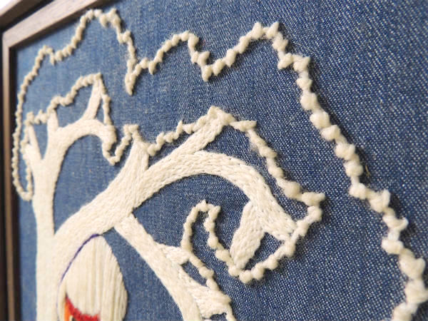 ふくろうモチーフ×デニム地ベース・70's・ヴィンテージ・刺繍フレーム/壁飾り USA