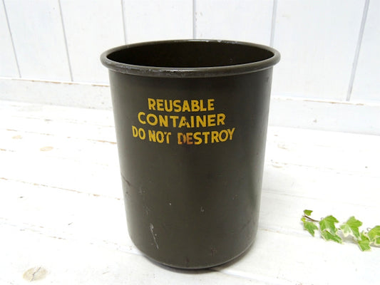 【AMERICAN・アーミー&ミリタリー】ヴィンテージ・カーキ色・スチール缶・工業系