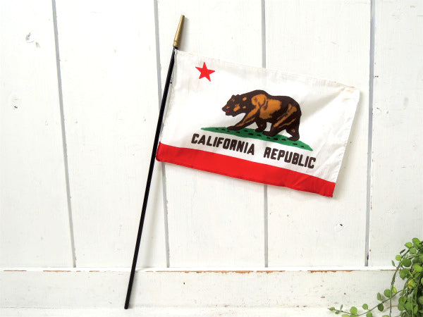 CALIFORNIA・クマ ヴィンテージ・カリフォルニア州旗 グリズリー フラッグ USA