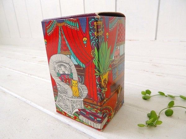 【AVON】エイボン・イスに座った可愛いネコ・アンティーク・箱付き・コロンボトル/香水瓶