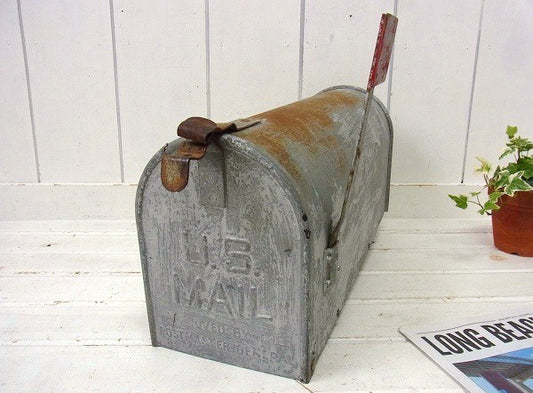 【U.S MAIL】メタル製・ヴィンテージ・メールボックス/ポスト/郵便受け USA