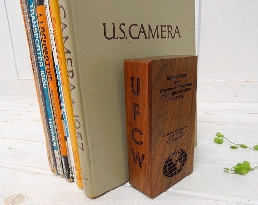 【UFCW】ウォルナット材・地球儀モチーフ・70'sヴィンテージ・ブックエンド/ブックスタンド